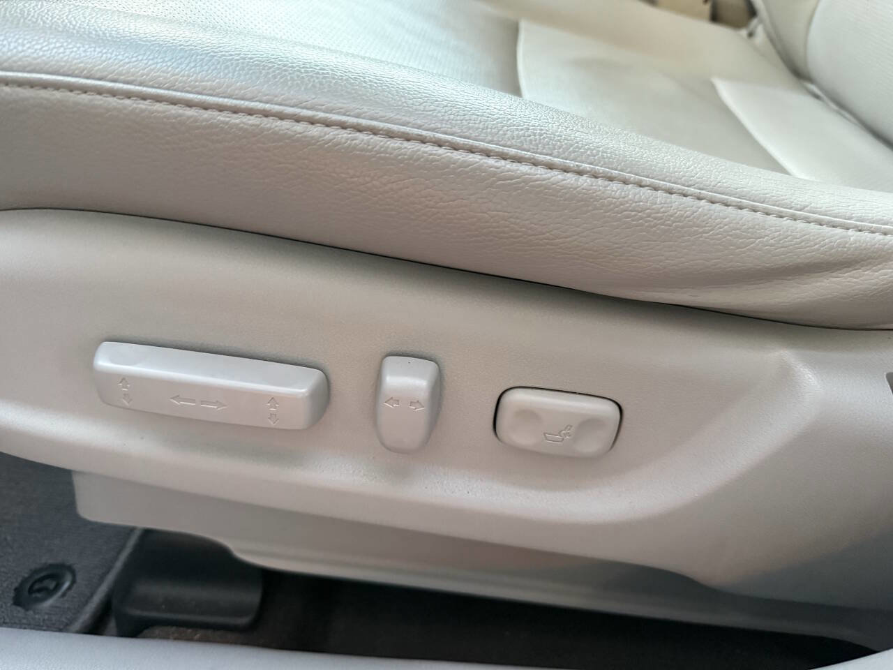 Used 2017 Acura RDX AWD w/ Technology Package image 36