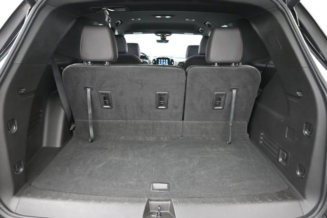 Used 2023 Chevrolet Traverse RS AWD/4WD image 36
