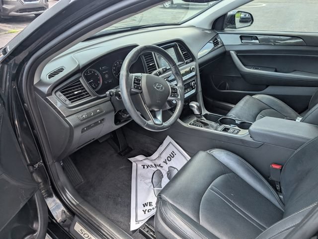Used 2019 Hyundai Sonata Limited FWD image 12