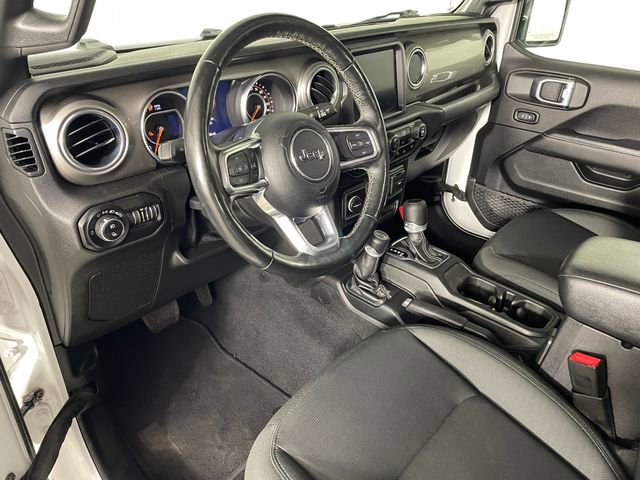 Used 2020 Jeep Gladiator Overland AWD/4WD image 3