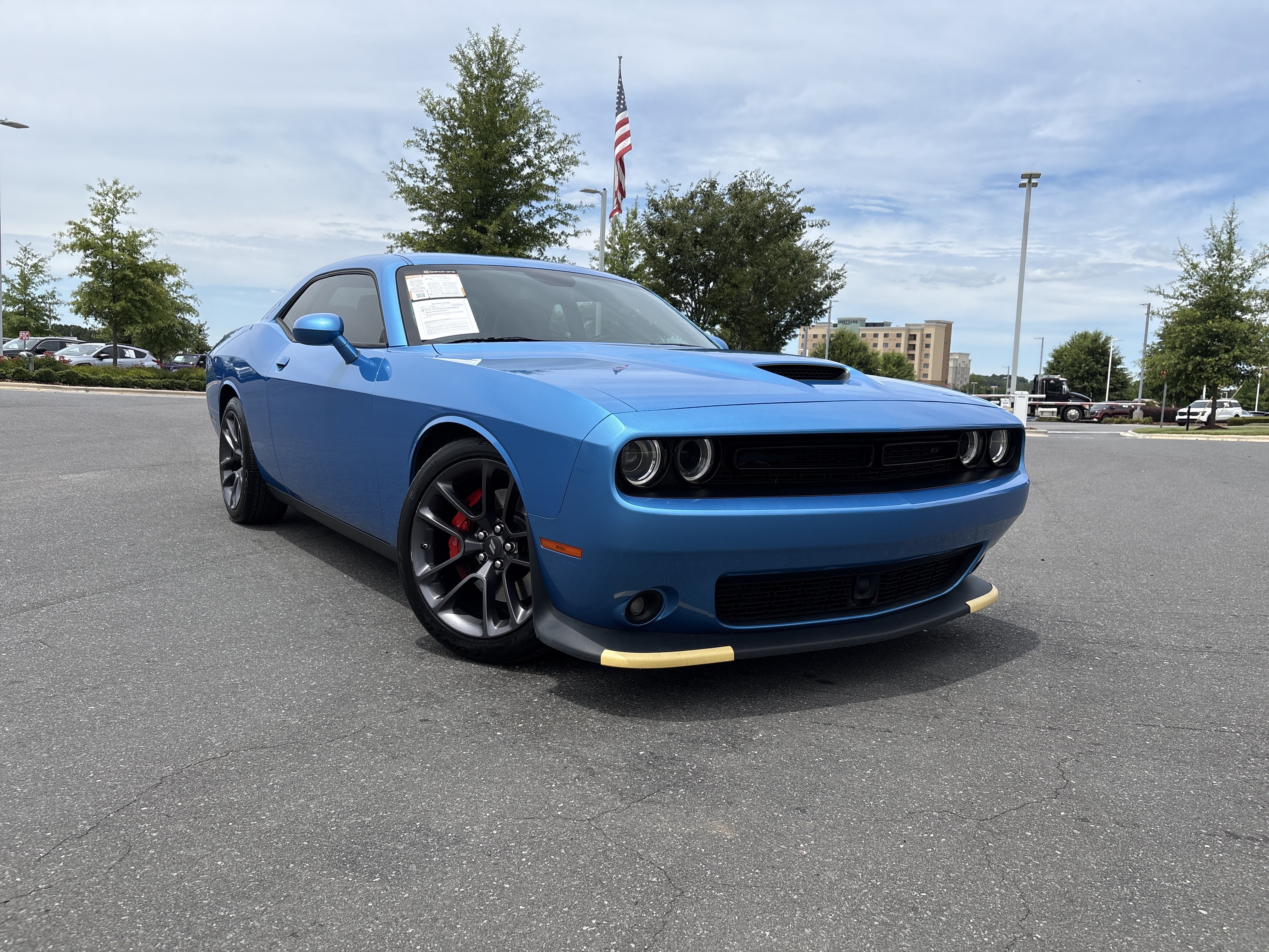 Certified 2023 Dodge Challenger GT w/ Plus Package RWD image 2