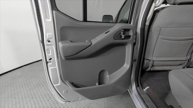 Used 2019 Nissan Frontier SV RWD image 16