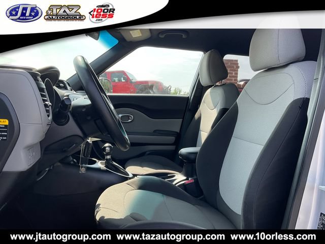 Used 2018 Kia Soul FWD image 10