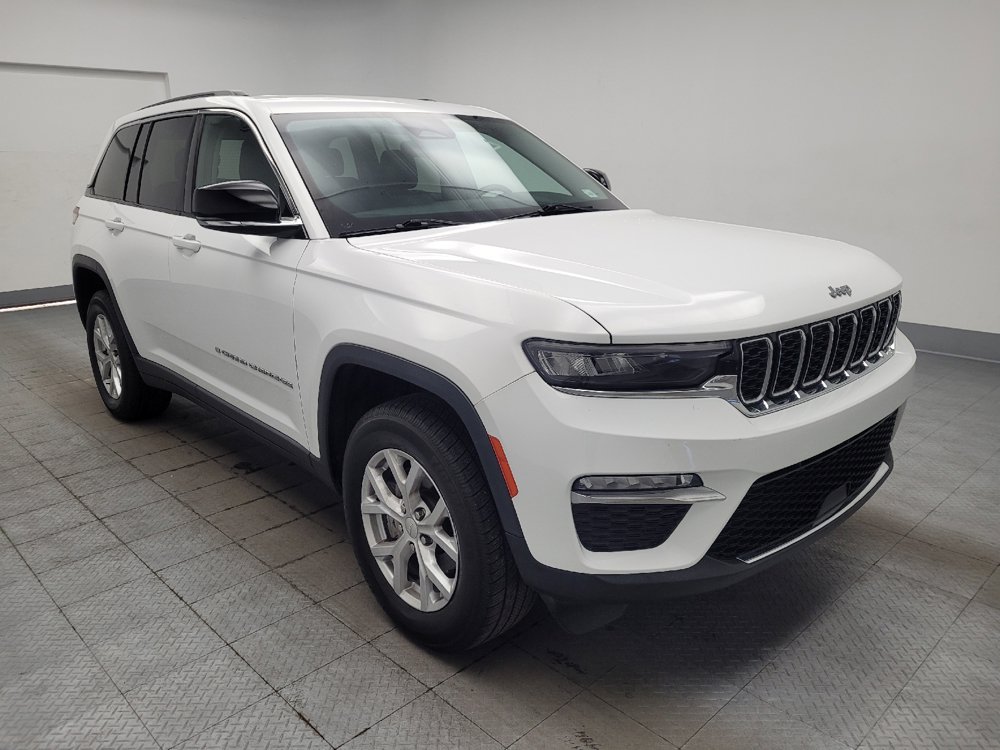Used 2023 Jeep Grand Cherokee Limited RWD image 13
