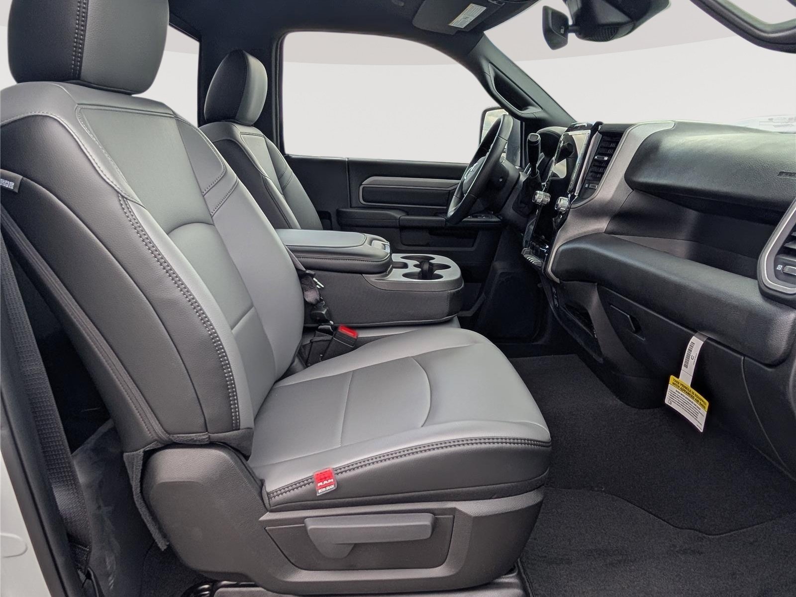 New 2026 RAM 3500 Tradesman AWD/4WD image 7