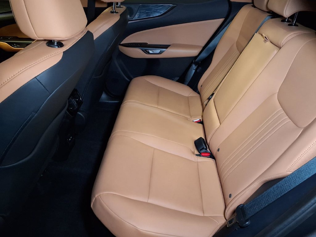 Used 2025 Lexus NX 350h AWD w/ Cold Area Package image 17