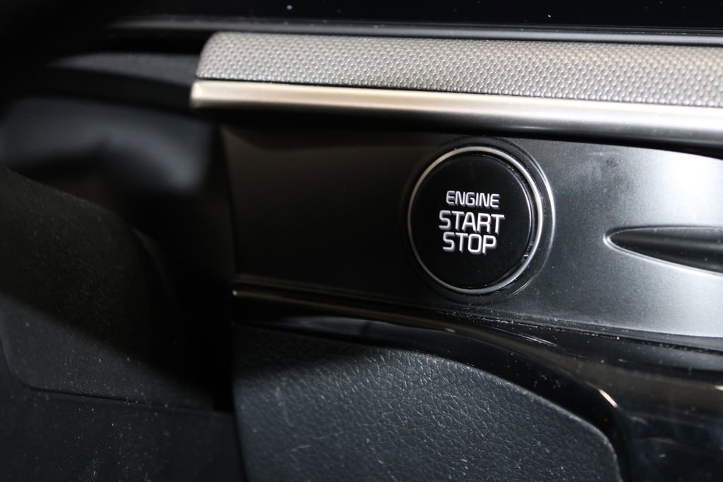 Used 2025 Kia K5 LXS image 35
