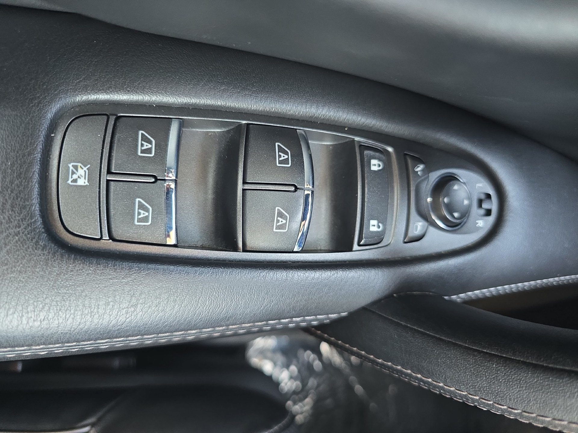 Used 2024 INFINITI QX80 Luxe AWD/4WD image 27