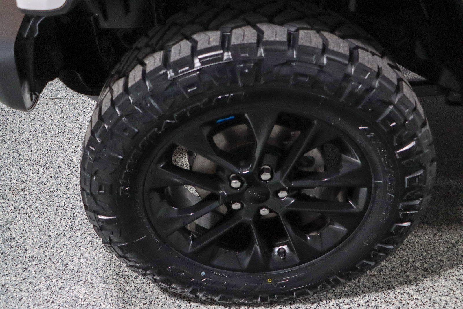Used 2022 Jeep Wrangler Unlimited Sahara w/ Cold Weather Group AWD/4WD image 12