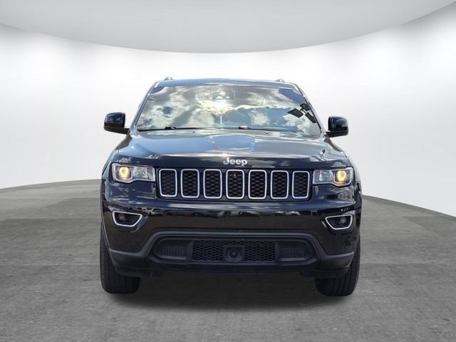 Used 2021 Jeep Grand Cherokee Laredo w/ Security & Convenience Group AWD/4WD image 2