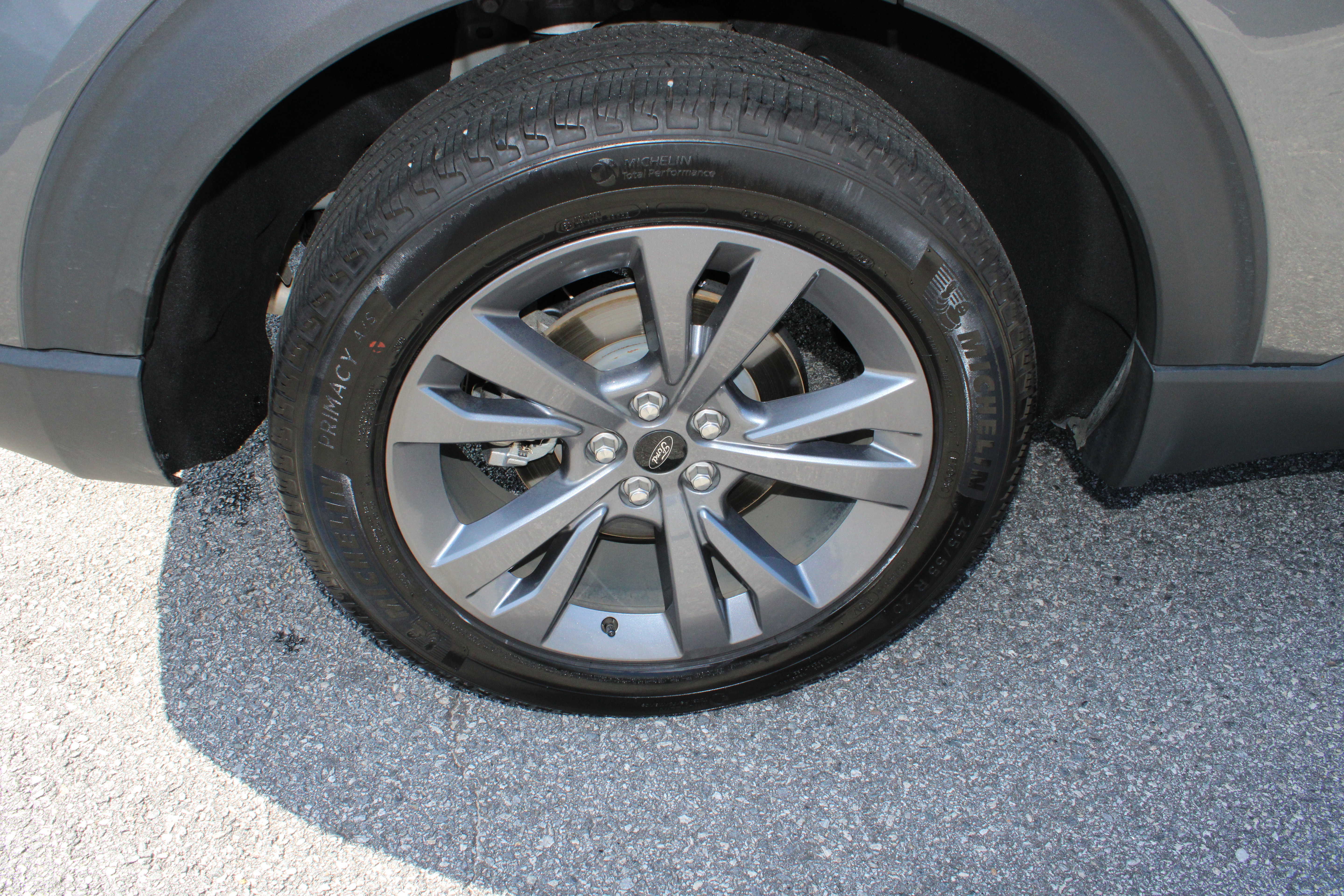 Used 2025 Ford Explorer Active w/ Active Comfort Package AWD/4WD image 12