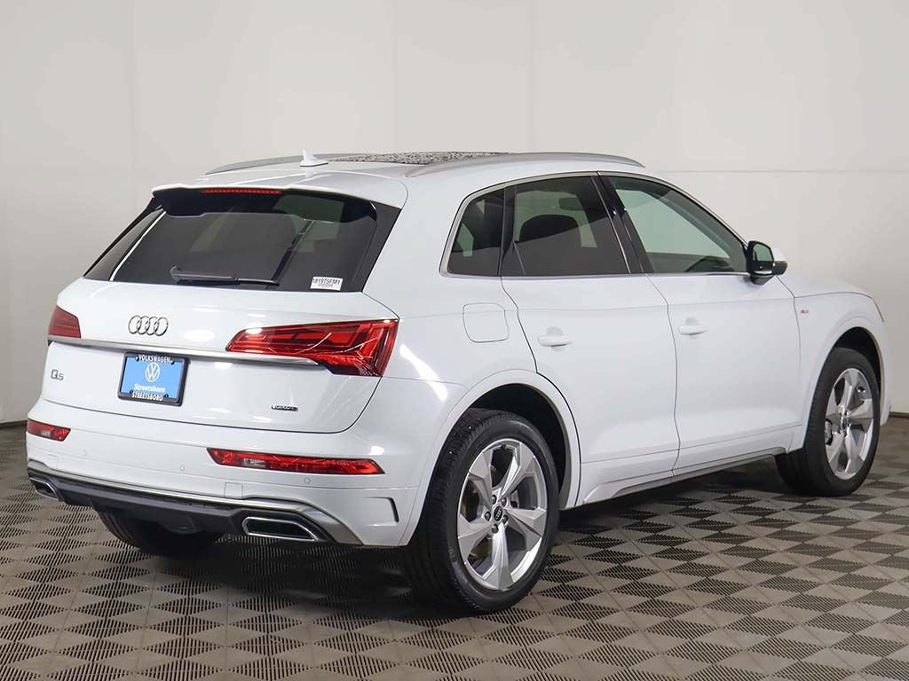 Used 2023 Audi Q5 2.0T Premium Plus w/ Premium Plus Package AWD/4WD image 11
