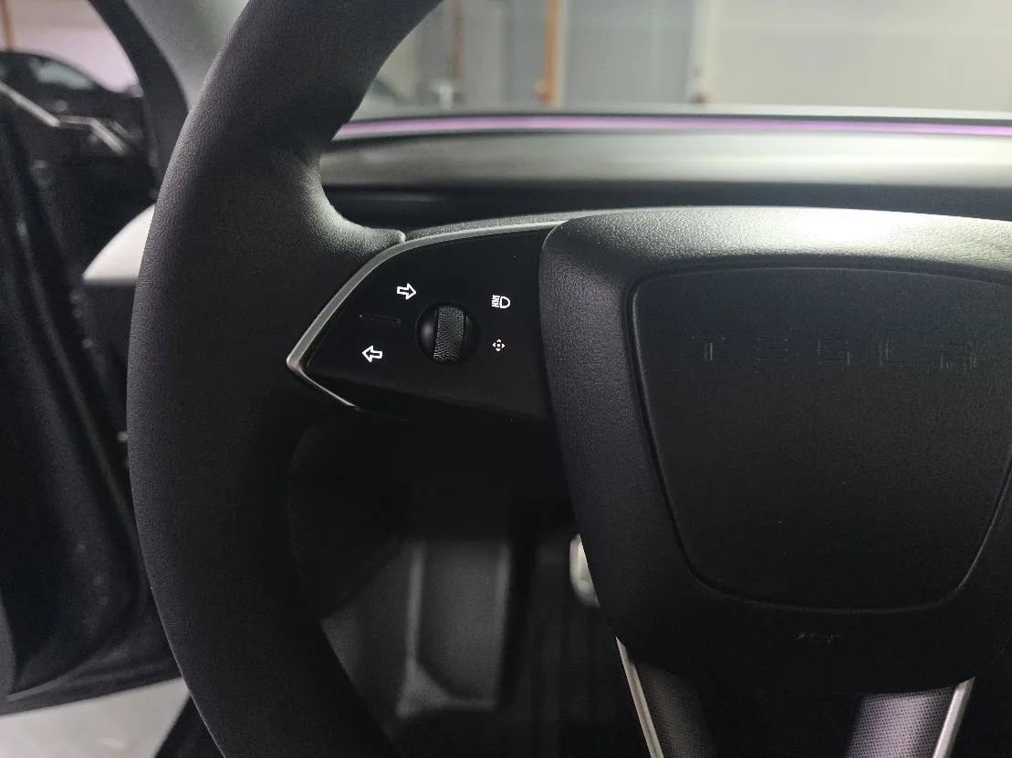 Used 2024 Tesla Model 3 Performance image 31