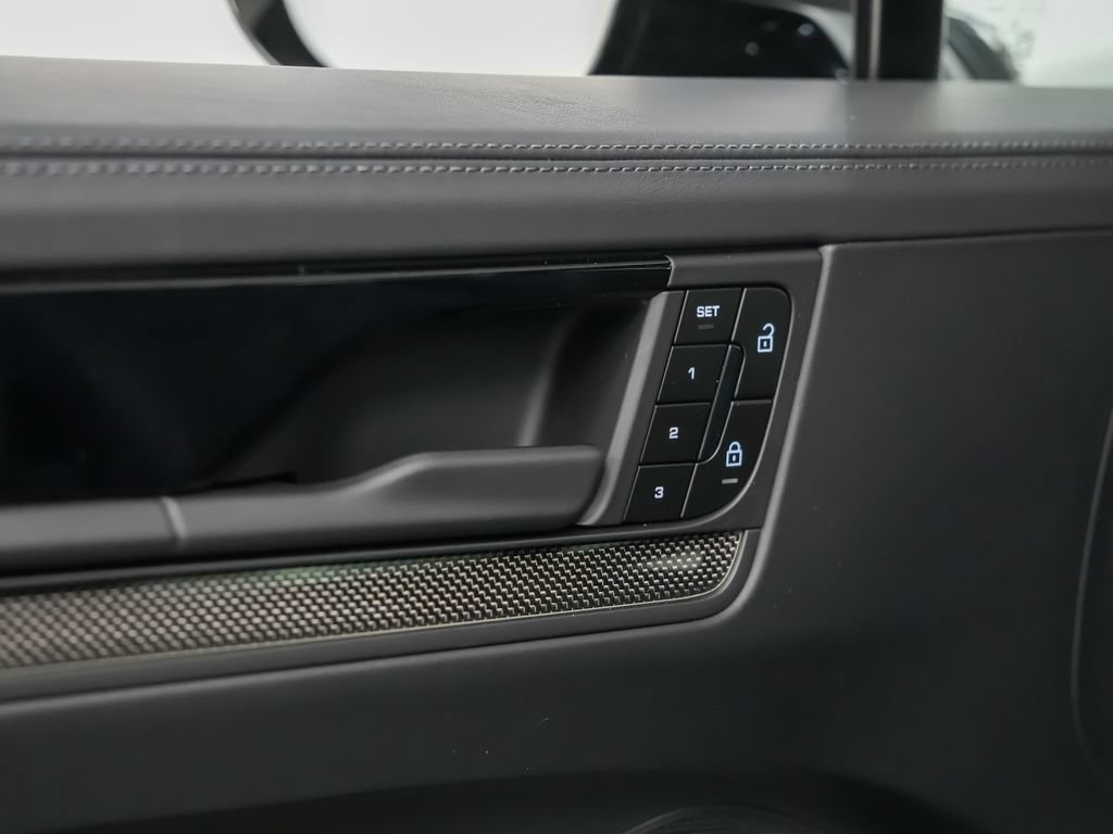 New 2026 Porsche Cayenne GTS AWD/4WD image 22