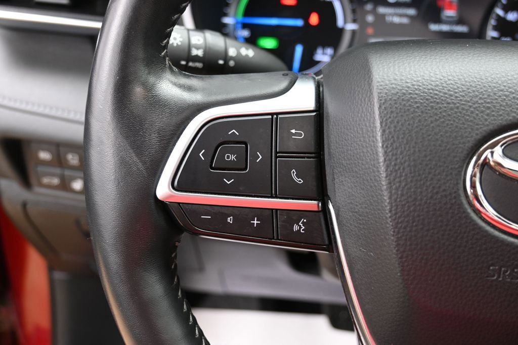 Used 2021 Toyota Highlander Platinum AWD/4WD image 19