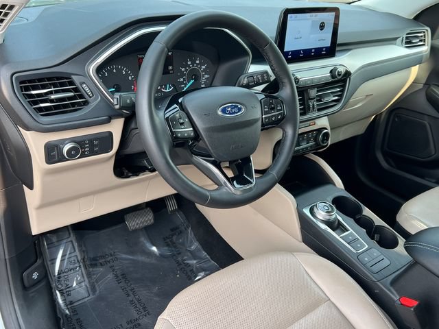Used 2022 Ford Escape SEL AWD/4WD image 17