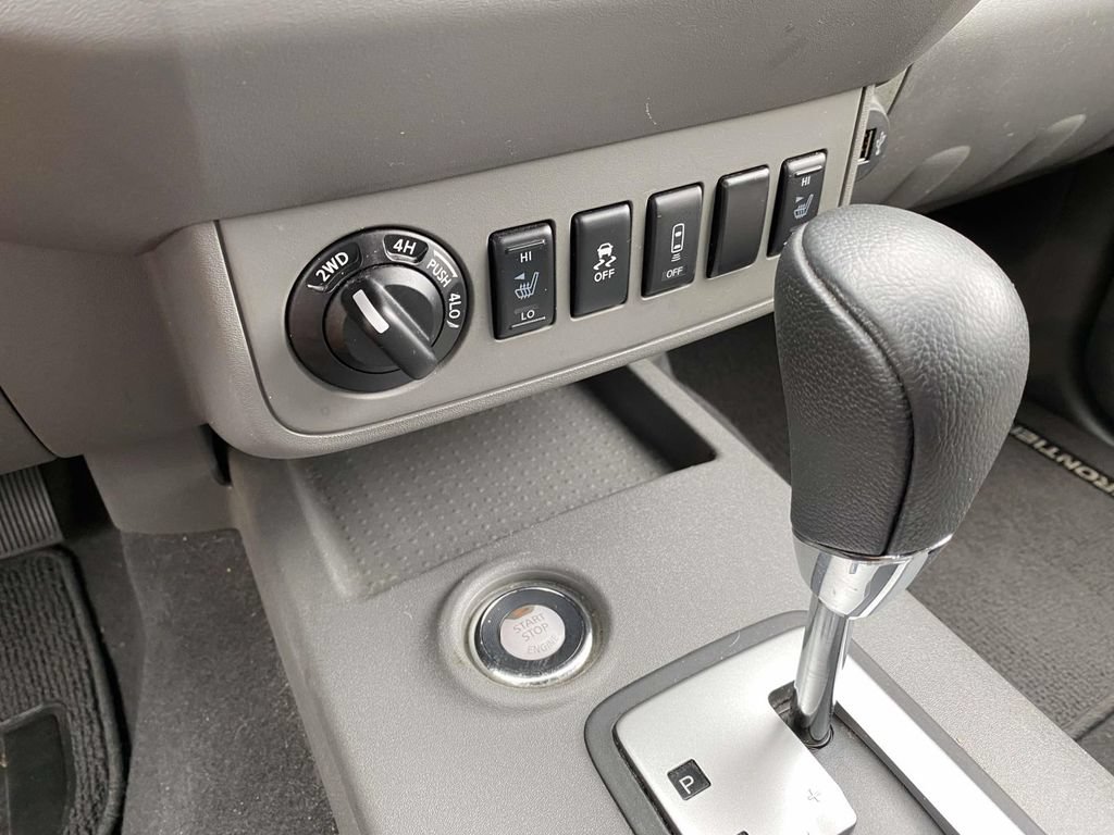 Used 2021 Nissan Frontier SV AWD/4WD image 25