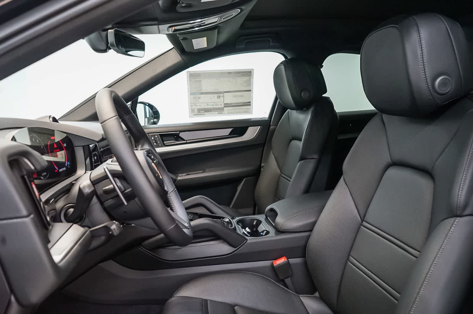 New 2026 Porsche Cayenne Coupe AWD/4WD image 23