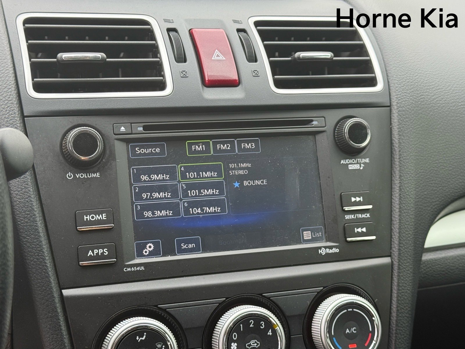 Used 2015 Subaru Impreza 2.0i image 17