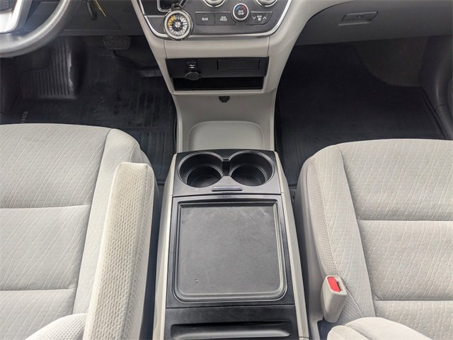 Used 2019 Toyota Sienna LE image 21