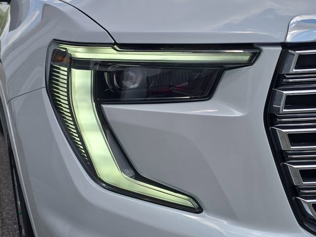 New 2026 GMC Acadia Denali w/ Super Cruise Package FWD image 10