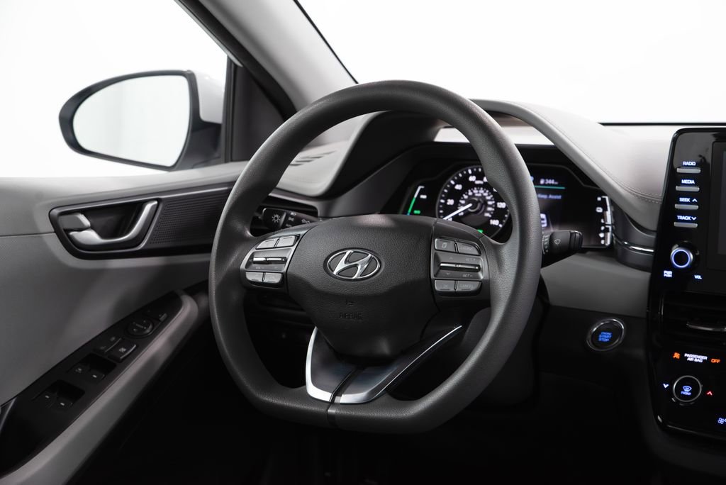 Used 2020 Hyundai Ioniq Blue FWD image 23