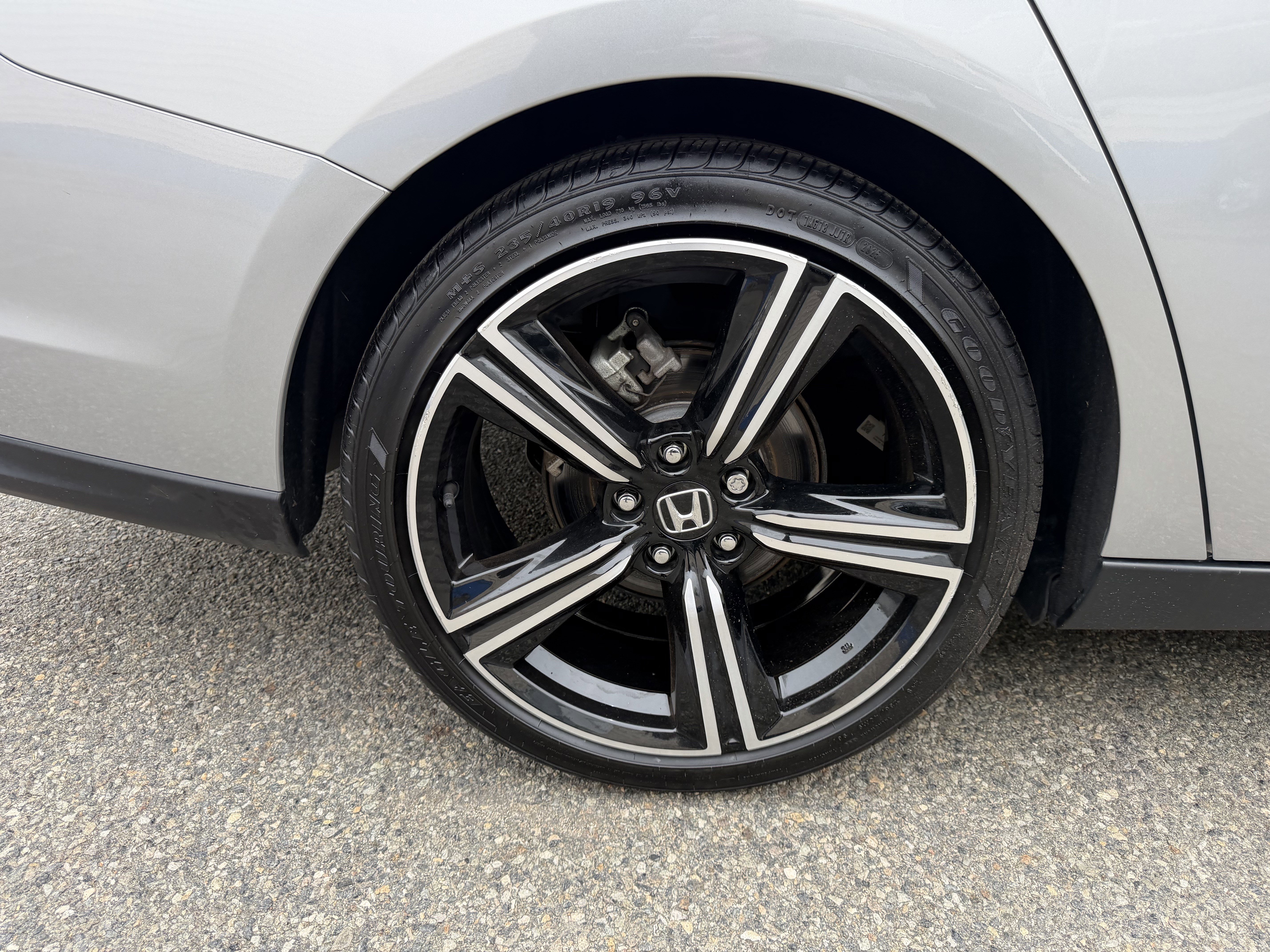 Used 2025 Honda Accord Sport image 10