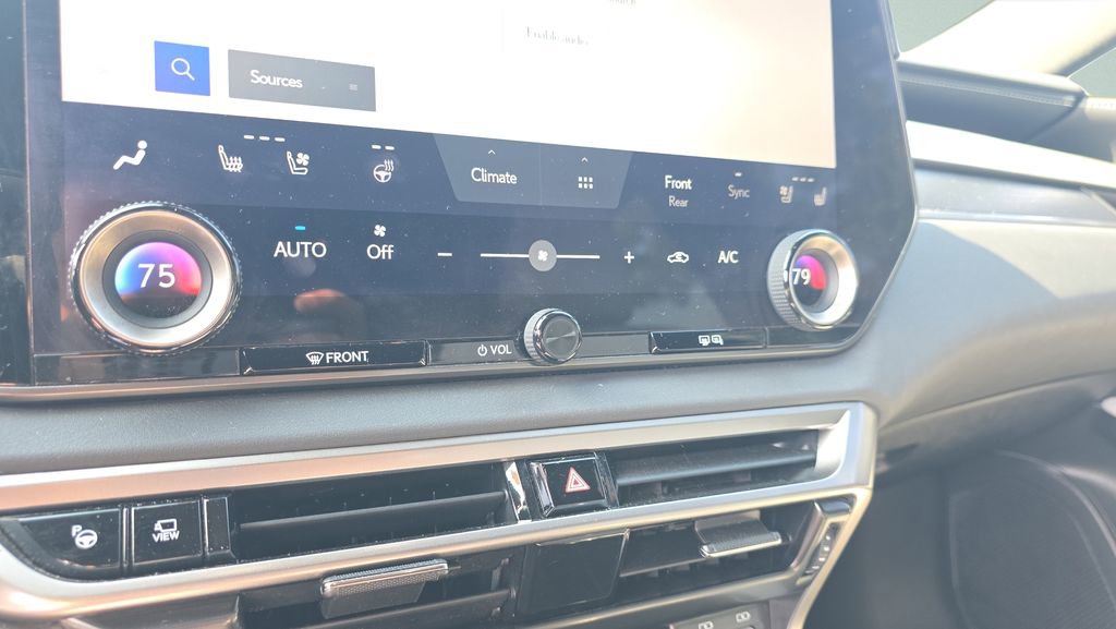 Used 2024 Lexus RX 350 Premium Plus w/ Convenience Package image 19