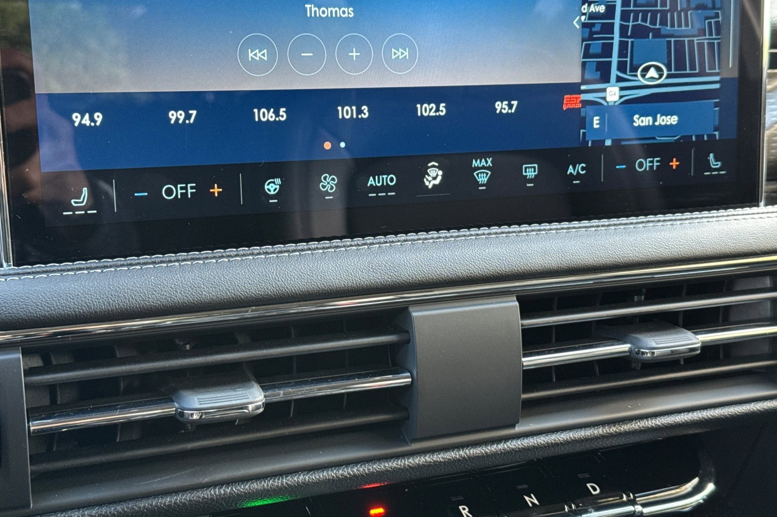 Used 2025 Lincoln Corsair Grand Touring w/ Equipment Group 301A image 20