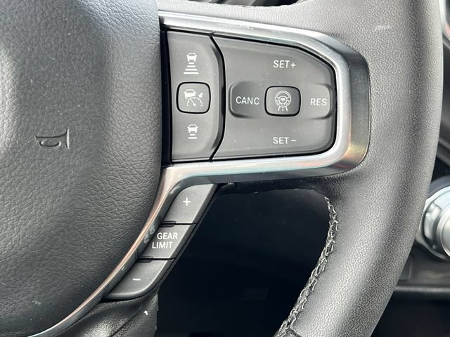 Used 2025 RAM 1500 Laramie w/ Advanced Safety Group II AWD/4WD image 28