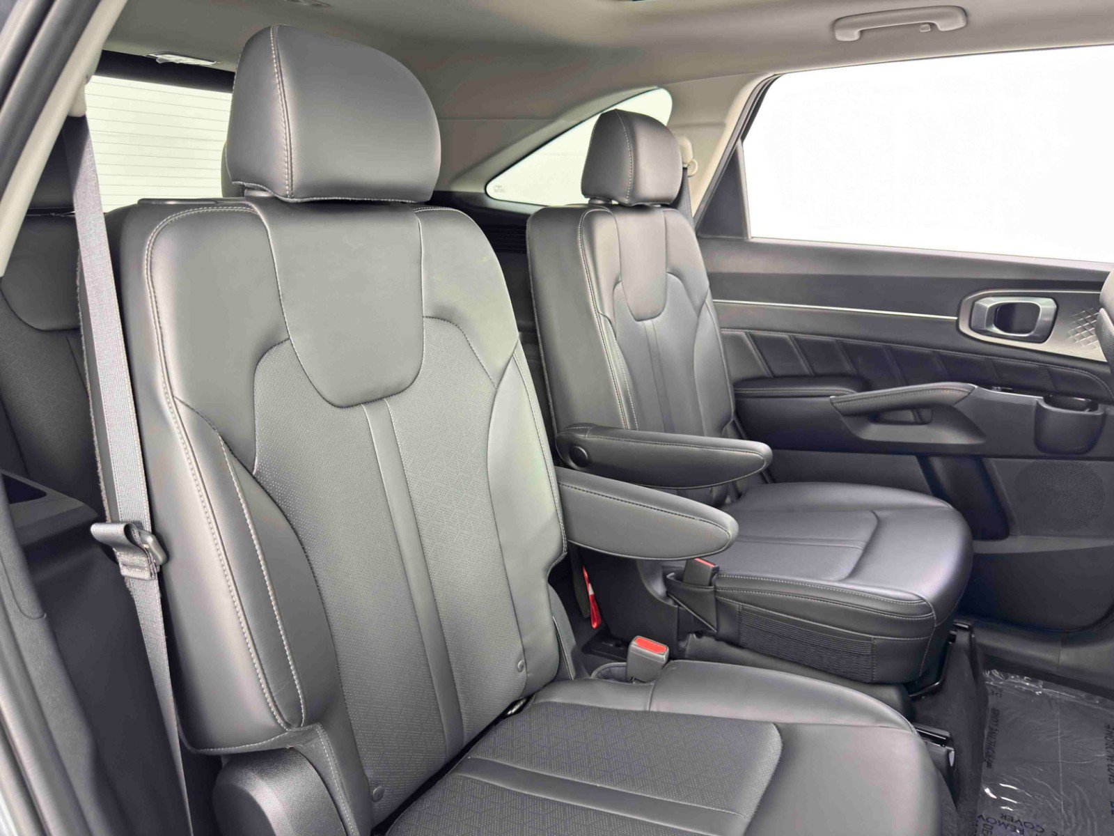 Used 2023 Kia Sorento SX AWD/4WD image 36