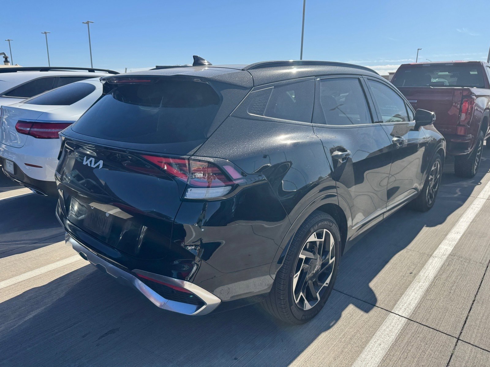Certified 2023 Kia Sportage SX image 4