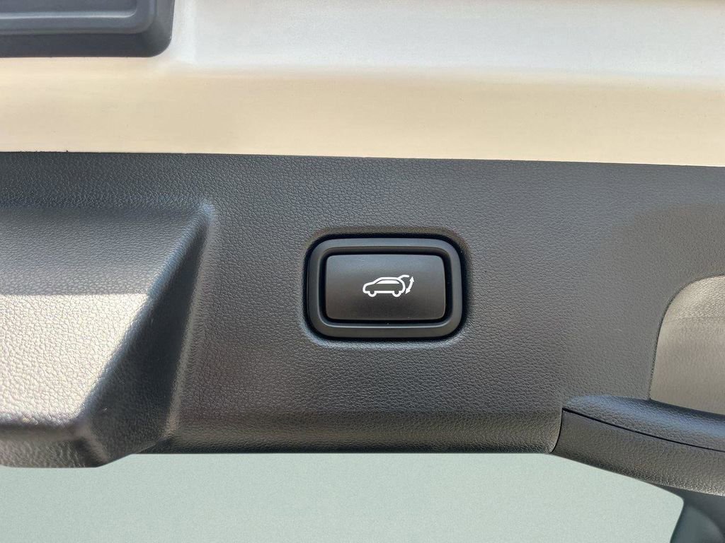 Certified 2024 Hyundai Tucson SEL FWD image 14