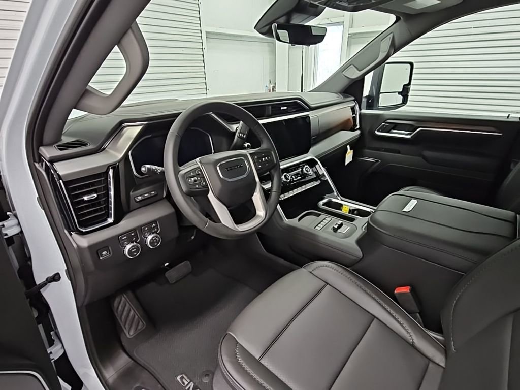 New 2026 GMC Sierra 2500 Denali w/ Denali Reserve Package image 11