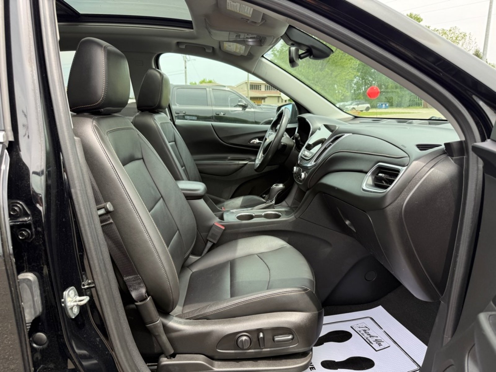 Used 2019 Chevrolet Equinox Premier FWD image 25