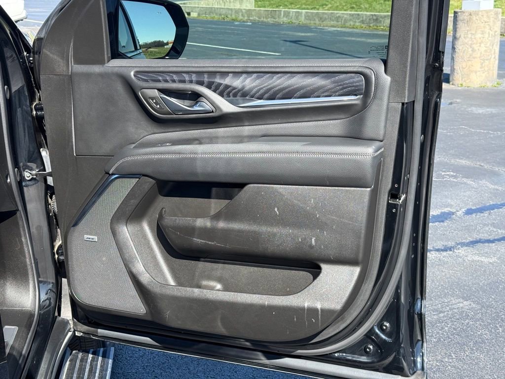 Used 2024 GMC Yukon XL Denali w/ Advanced Technology Package image 44