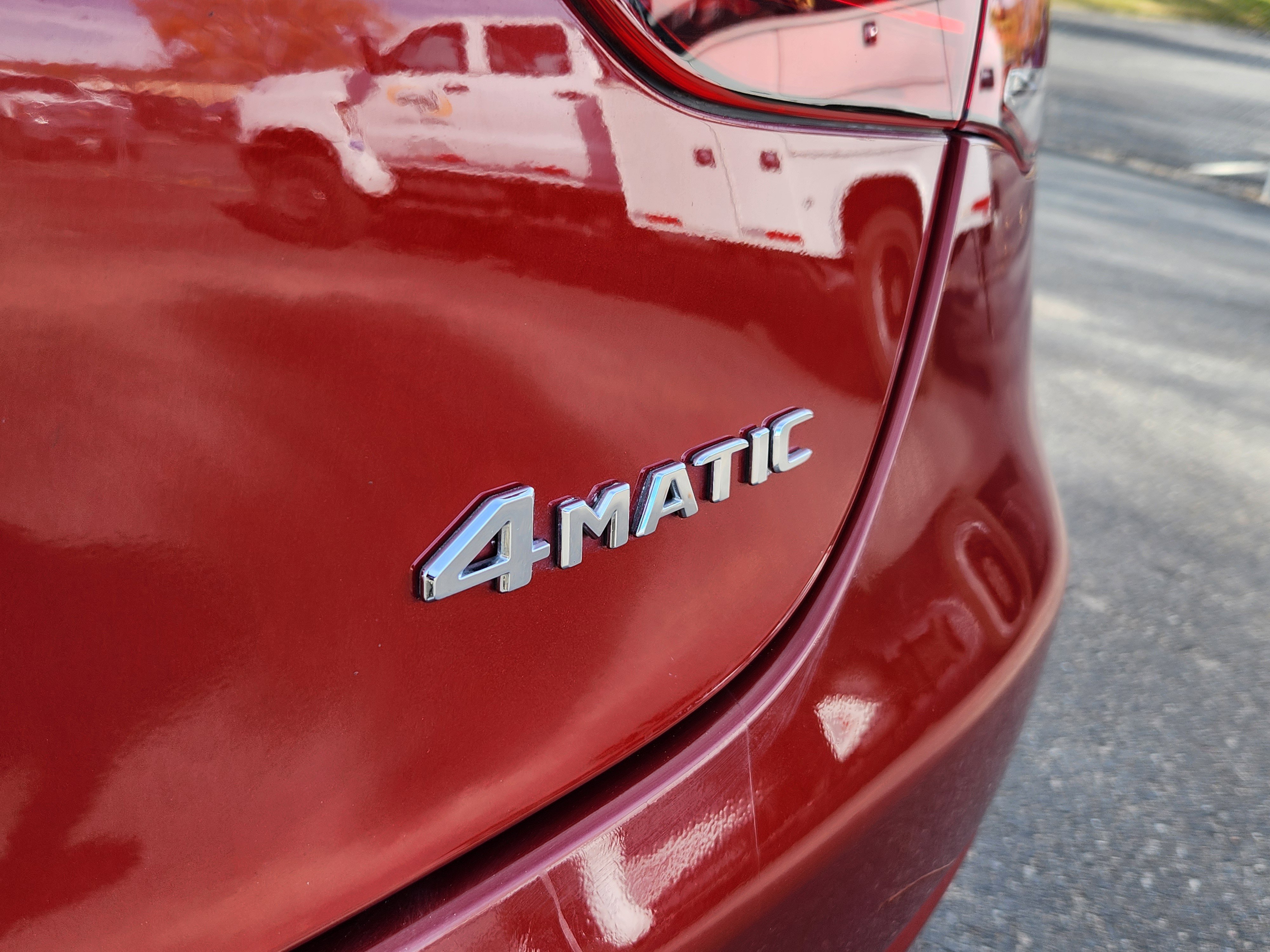 Used 2020 Mercedes-Benz GLC 300 4MATIC Coupe image 20