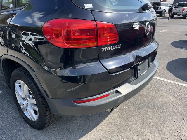 Used 2015 Volkswagen Tiguan S image 10