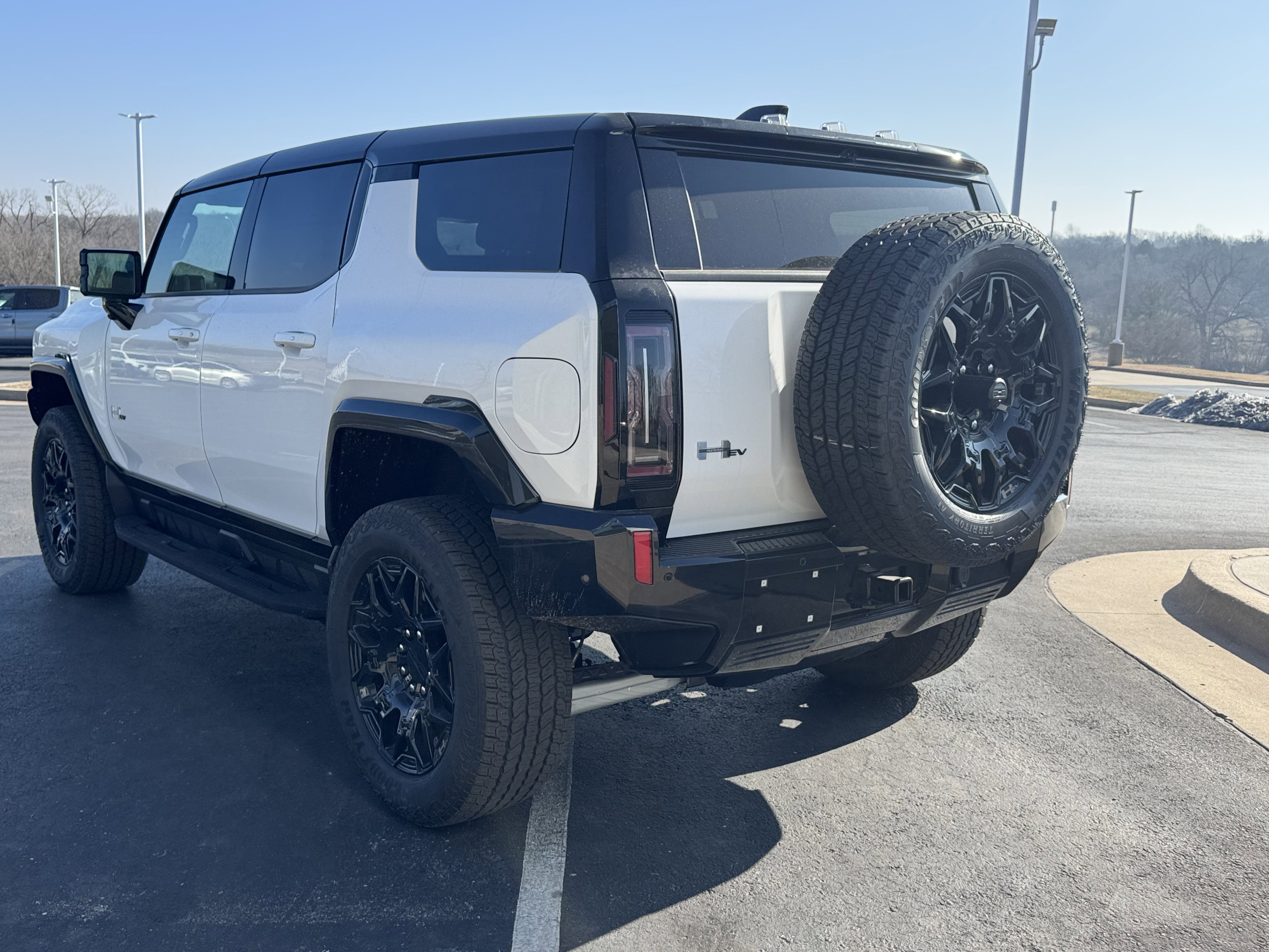 New 2026 GMC Hummer EV SUV AWD/4WD image 3