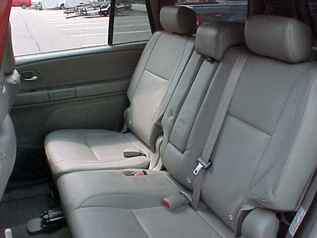Used 2005 Suzuki XL7 4WD image 39