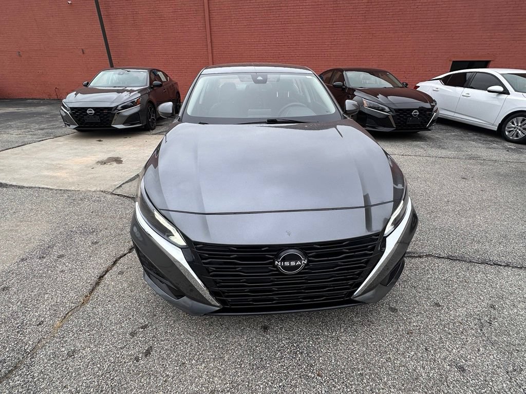 Certified 2023 Nissan Altima 2.5 SV FWD image 11