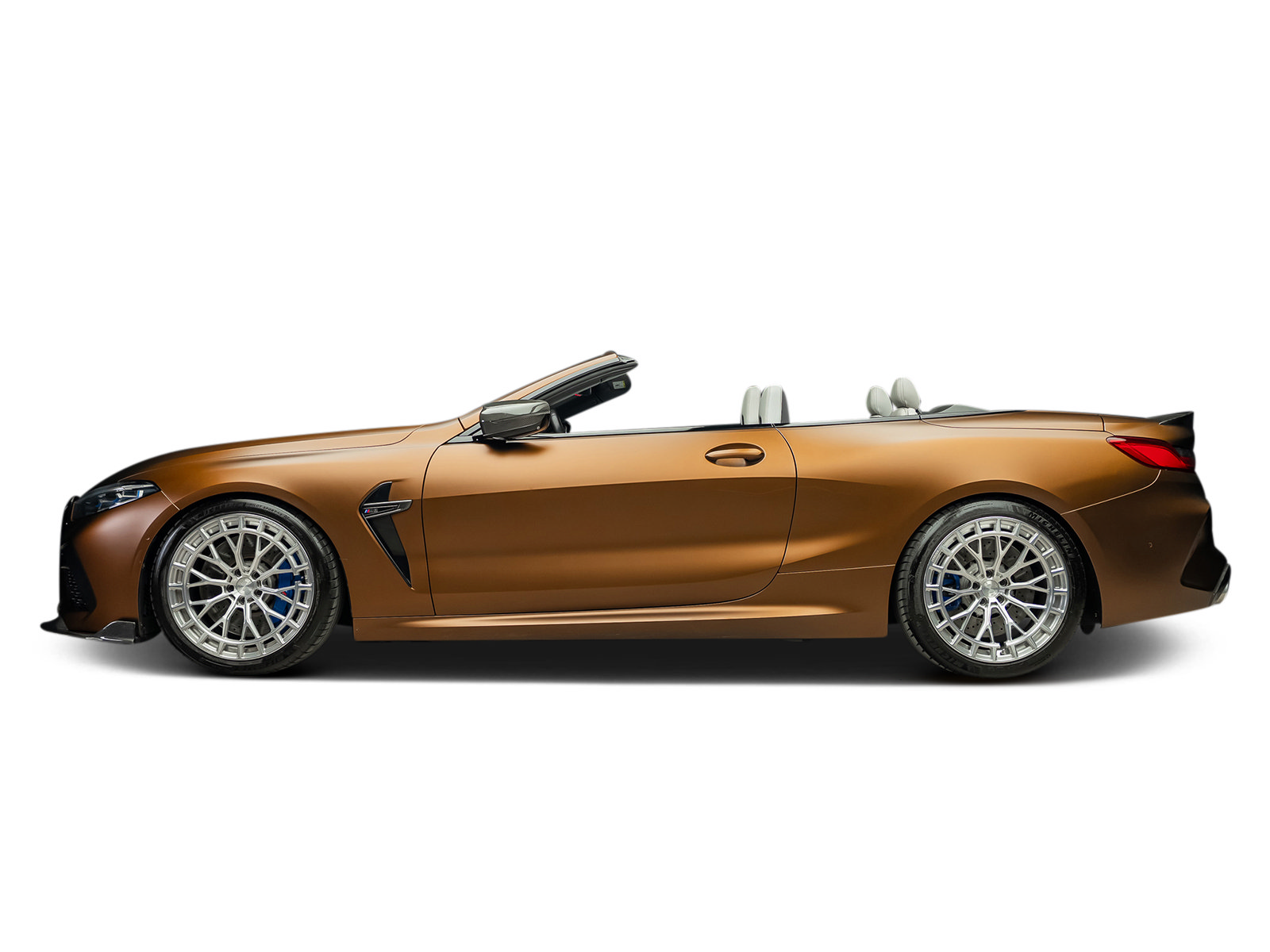 Used 2020 BMW M8 Convertible w/ M Driver's Package AWD/4WD image 22