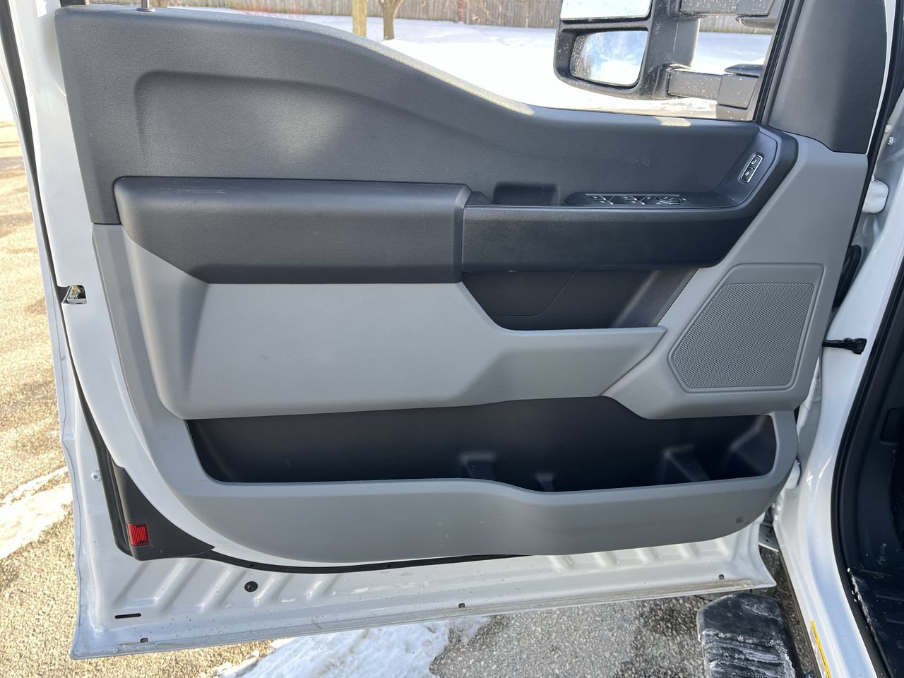 New 2025 Ford F550 4x4 SuperCab Super Duty image 5