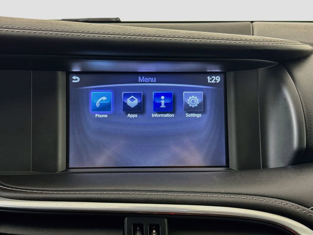 Used 2018 INFINITI QX30 AWD image 10