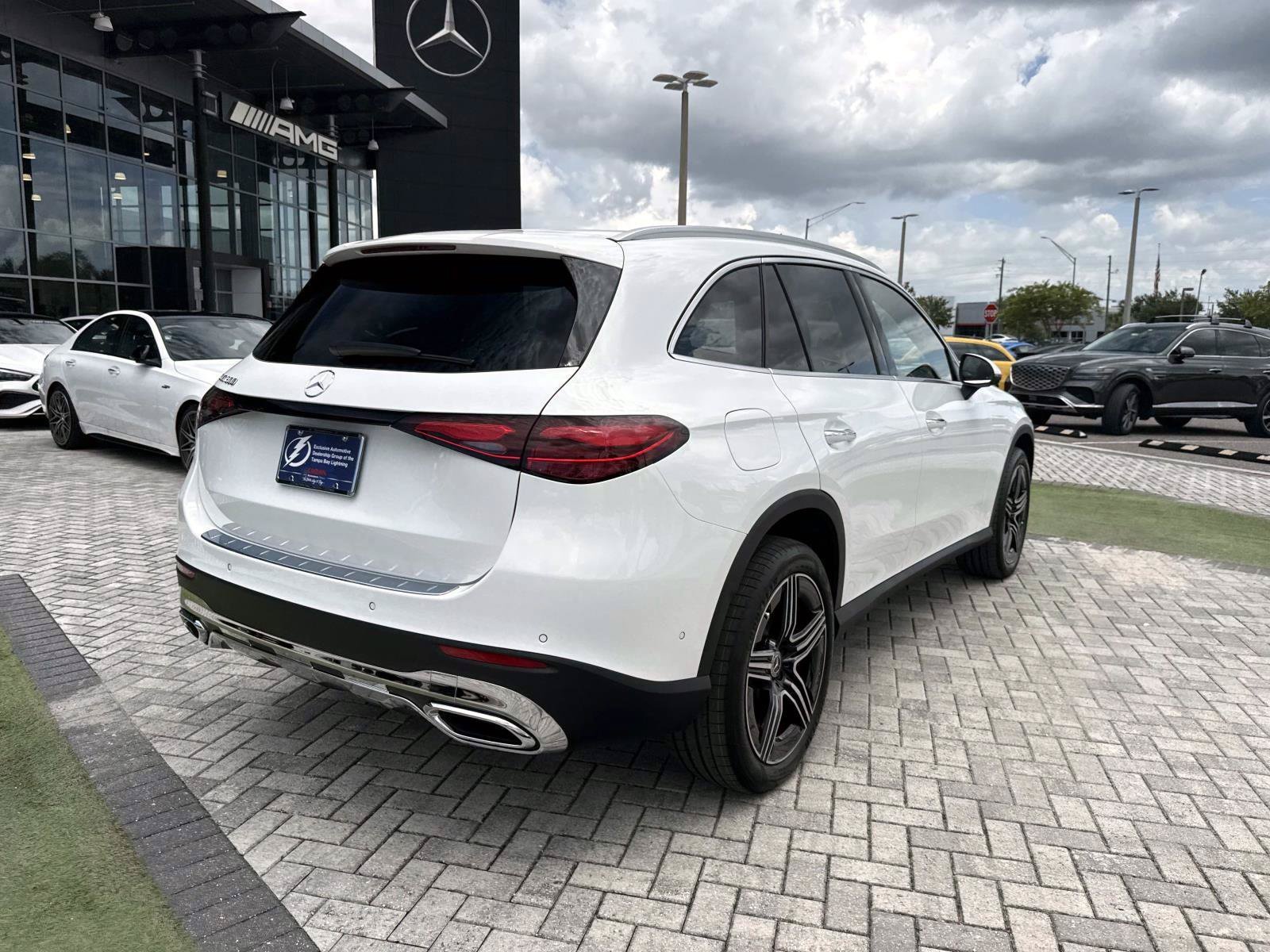 New 2027 Mercedes-Benz GLC 300 image 5