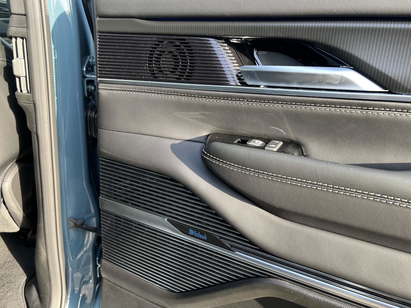 New 2026 Jeep Grand Wagoneer Summit image 42