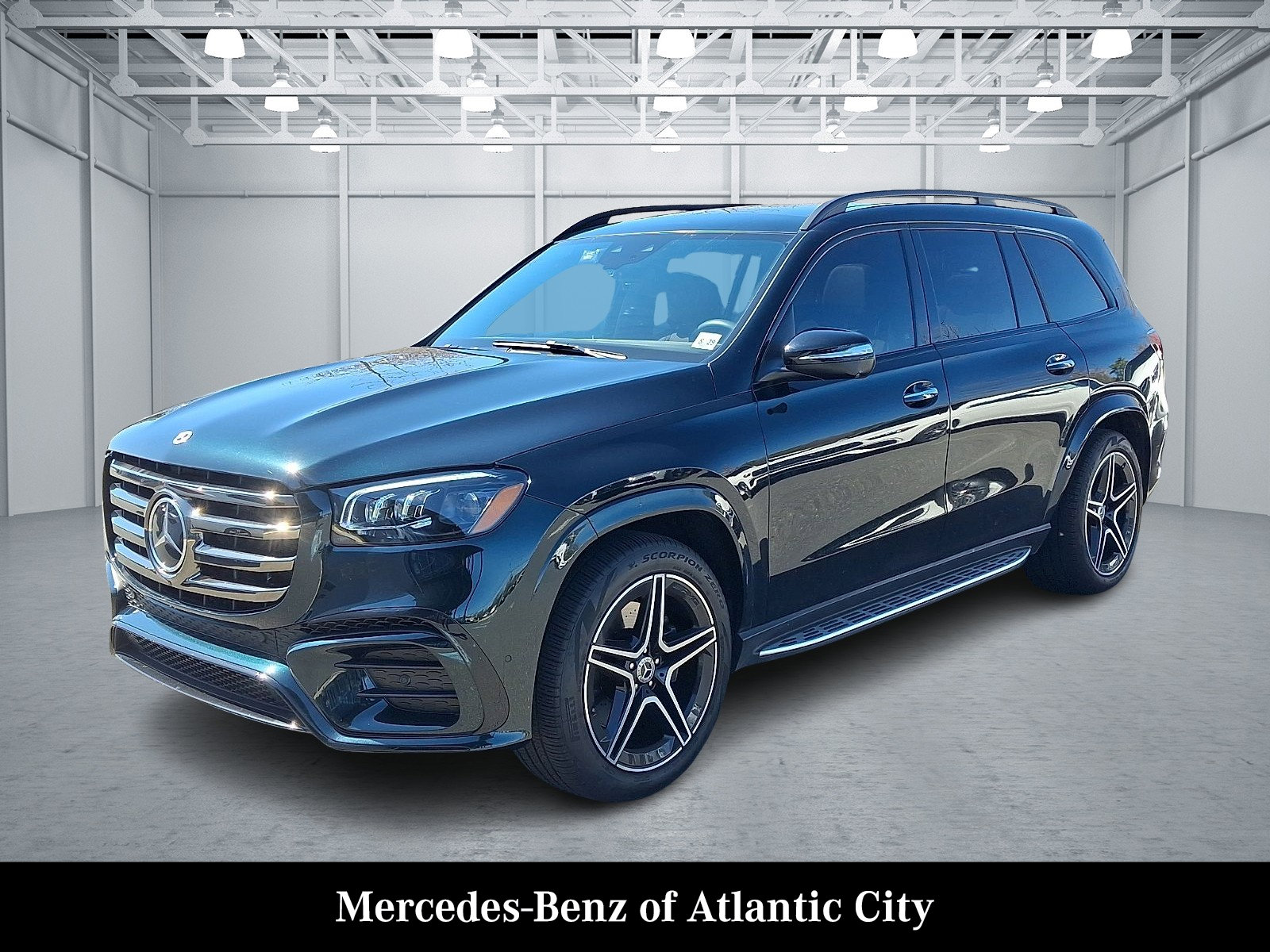 Certified 2025 Mercedes-Benz GLS 450 4MATIC image 3