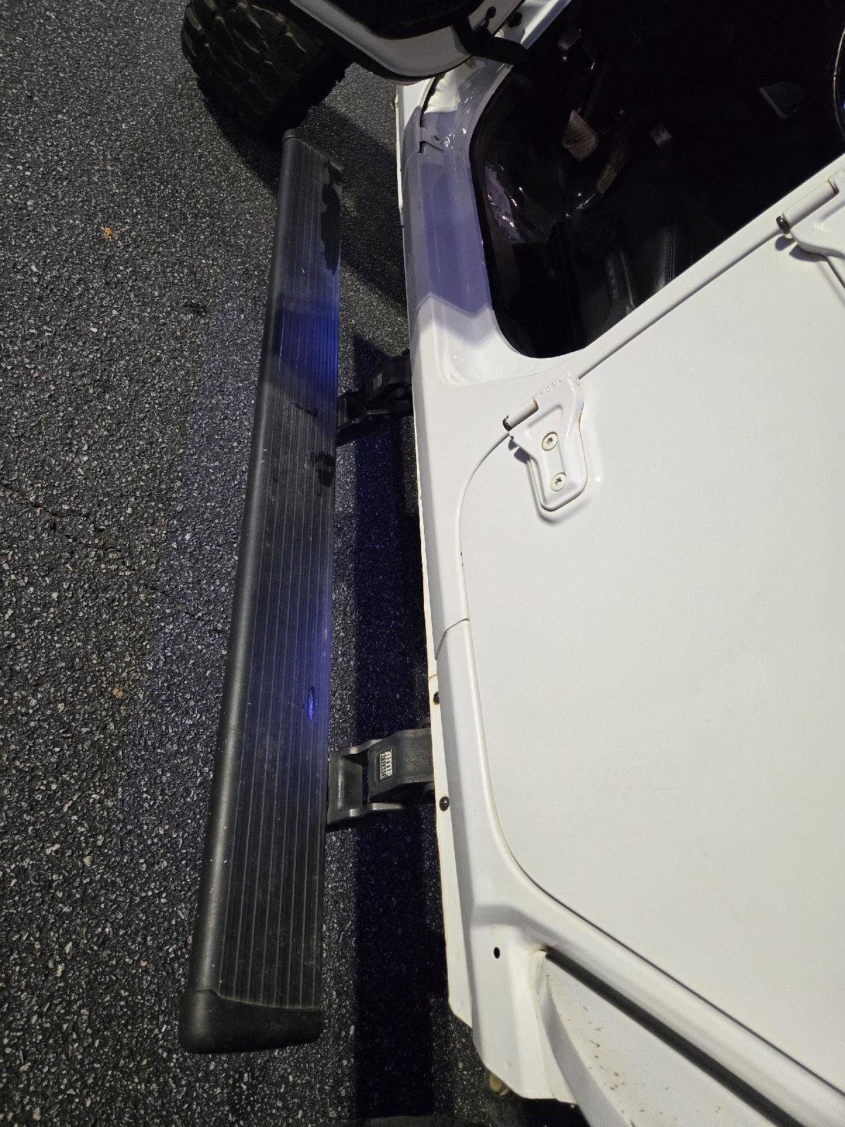 Used 2019 Jeep Wrangler Unlimited Sahara image 17