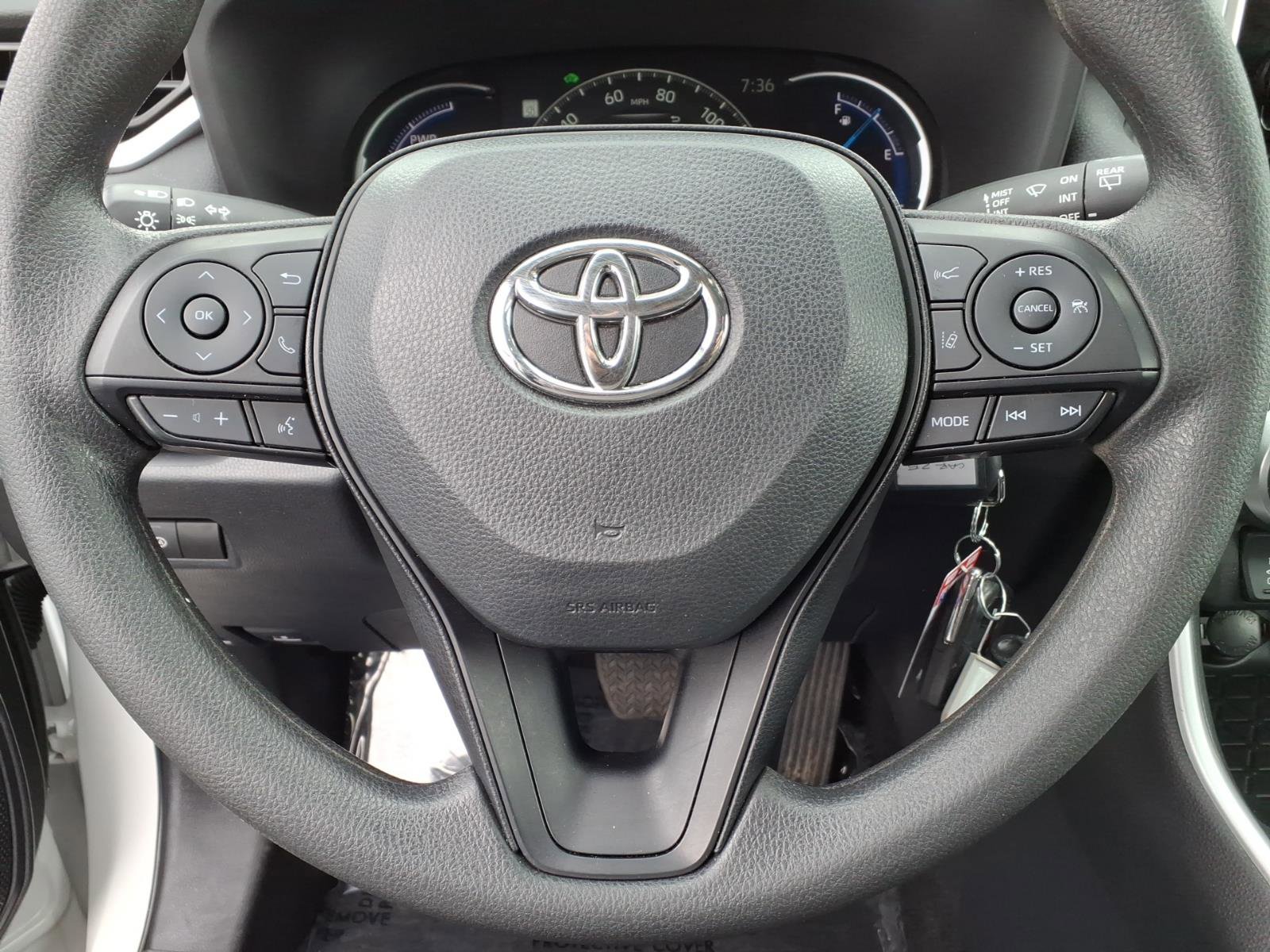 Certified 2024 Toyota RAV4 LE AWD/4WD image 18