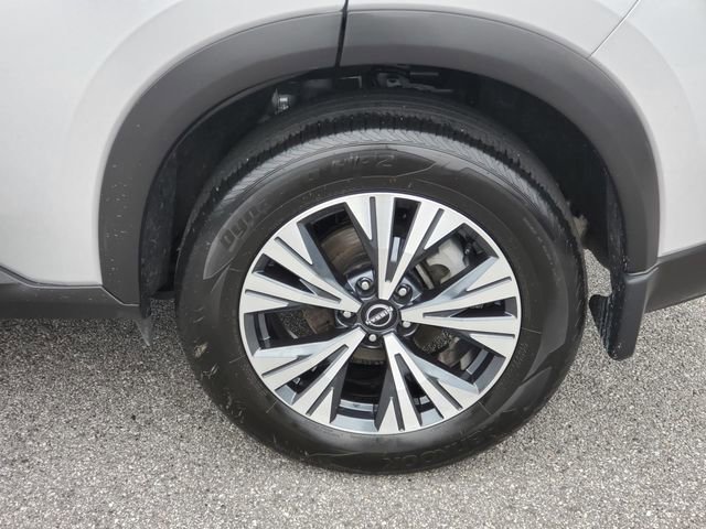 Certified 2023 Nissan Rogue SV image 10